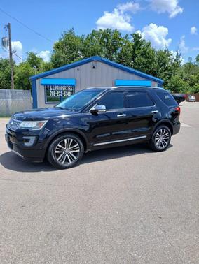 2017 Ford Explorer Platinum
