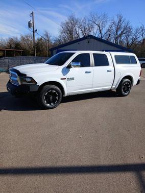 2016 RAM 1500 Laramie