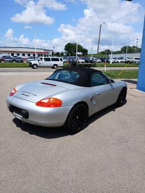 2001 Porsche Boxster Base 2dr Convertible