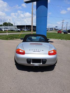 2001 Porsche Boxster Base 2dr Convertible