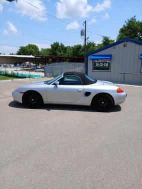 2001 Porsche Boxster Base 2dr Convertible