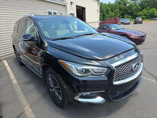2017 INFINITI QX60 Base