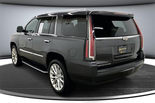 2017 Cadillac Escalade Luxury