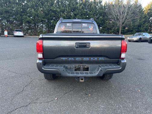 2016 Toyota Tacoma TRD Sport