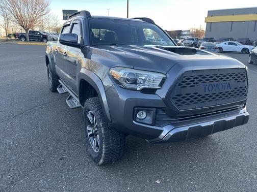 2016 Toyota Tacoma TRD Sport