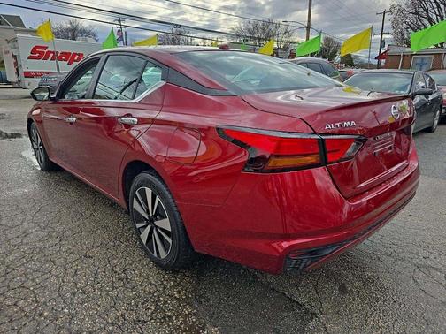 2022 Nissan Altima 2.5 SV