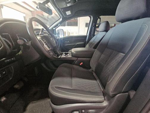 2019 Nissan Titan XD SV