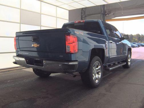 Deep Ocean Blue Metallic 2017 Chevrolet Silverado 1500 LTZ