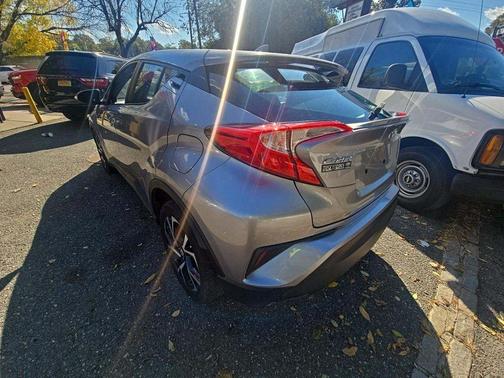2018 Toyota C-HR XLE Premium