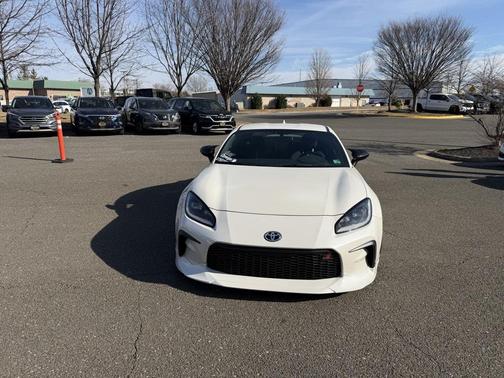 2023 Toyota GR86 Premium