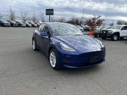 2023 Tesla Model Y Long Range Dual Motor All-Wheel Drive