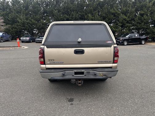2004 Chevrolet Silverado 1500 LS