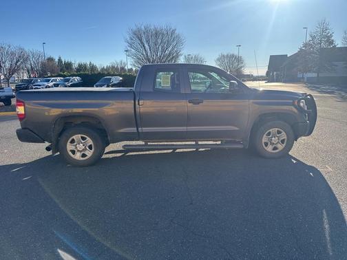 2015 Toyota Tundra SR