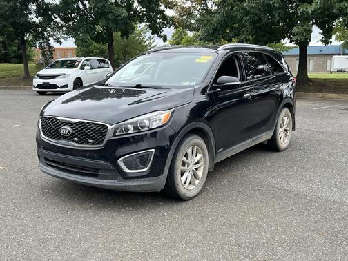 2018 Kia Sorento LX