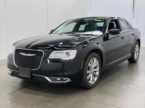 2015 Chrysler 300 Limited