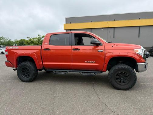 Inferno 2016 Toyota Tundra SR5