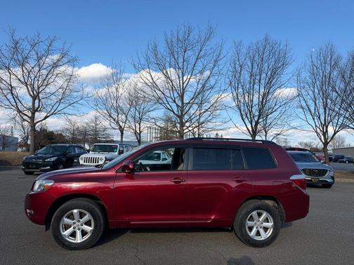 2010 Toyota Highlander SE