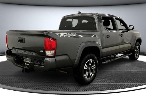 2017 Toyota Tacoma TRD Sport