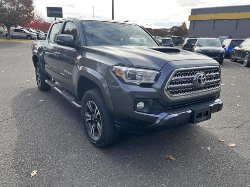2017 Toyota Tacoma TRD Sport