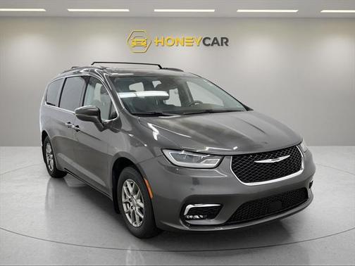 2021 Chrysler Pacifica Touring