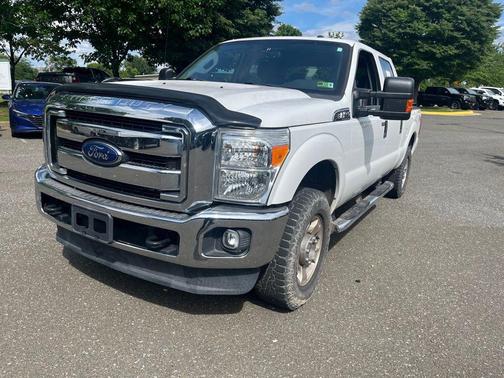 Oxford White 2016 Ford F-250 XLT