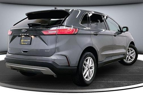 Gray 2024 Ford Edge SEL