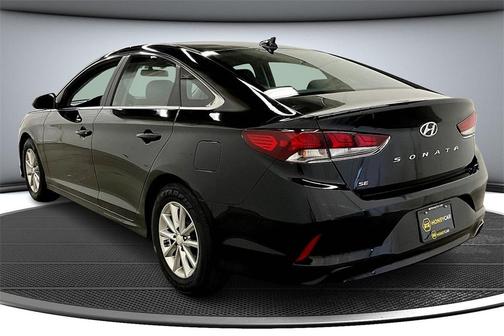 2018 Hyundai SONATA SE