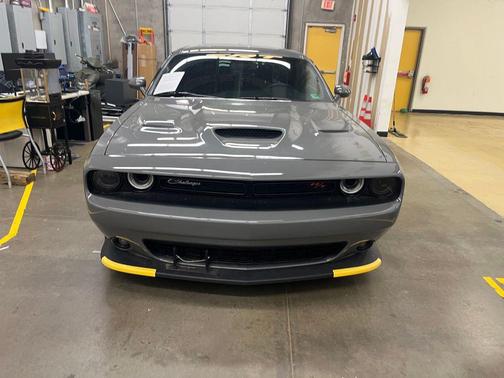 Destroyer Gray Clearcoat 2023 Dodge Challenger R/T Scat Pack