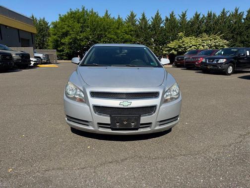 Silver Ice Metallic 2012 Chevrolet Malibu 2LT