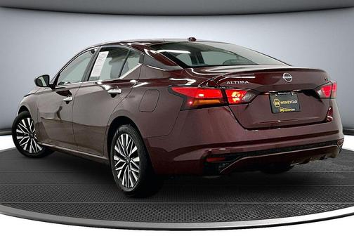 Garnet Pearl Metallic 2024 Nissan Altima 2.5 SV