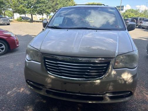 2013 Chrysler Town & Country Touring
