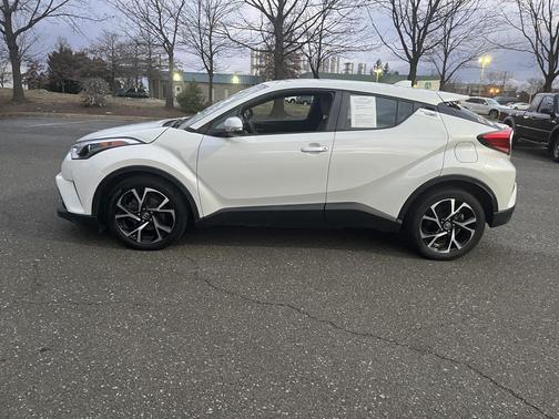 2019 Toyota C-HR XLE