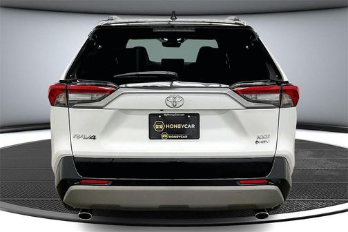 2025 Toyota RAV4 Hybrid SE