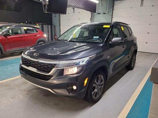 2021 Kia Seltos S
