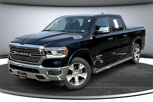 Diamond Black Crystal Pearlcoat 2021 RAM 1500 Laramie