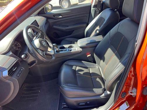 2021 Nissan Altima SR Intelligent AWD