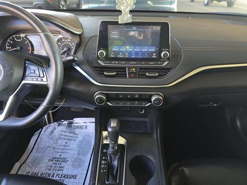 2021 Nissan Altima SR Intelligent AWD