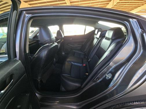 2021 Nissan Altima SR Intelligent AWD