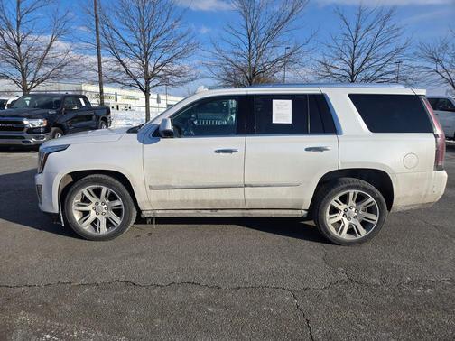 2020 Cadillac Escalade Premium Luxury