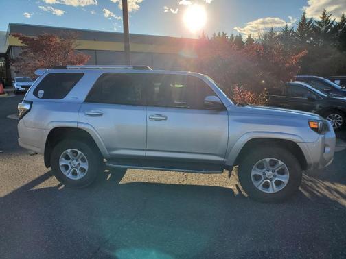 2019 Toyota 4Runner SR5