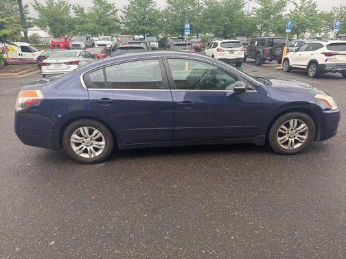 Navy Blue Metallic 2010 Nissan Altima 2.5 SL