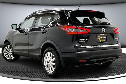 2021 Nissan Rogue Sport SV