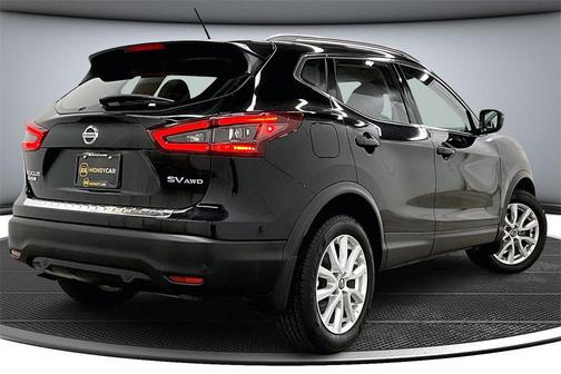 2021 Nissan Rogue Sport SV