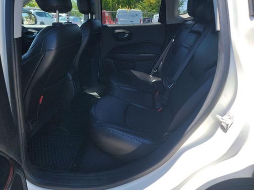 White Clearcoat 2019 Jeep Compass Trailhawk