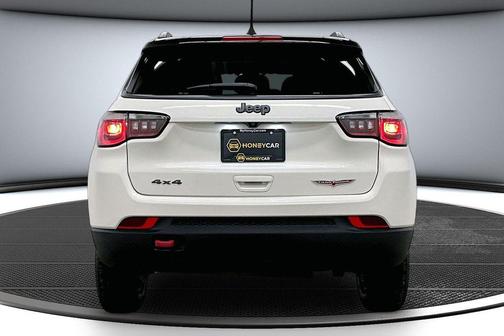 White Clearcoat 2019 Jeep Compass Trailhawk