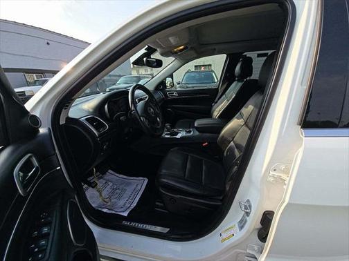 2017 Jeep Grand Cherokee Summit