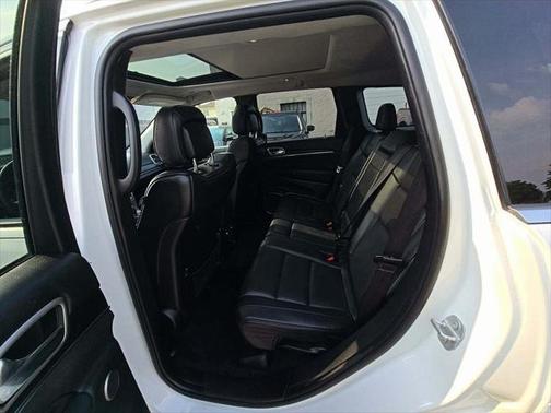 2017 Jeep Grand Cherokee Summit