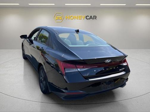 2023 Hyundai ELANTRA HEV Blue