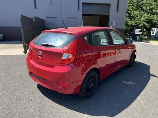 2013 Hyundai Accent GS