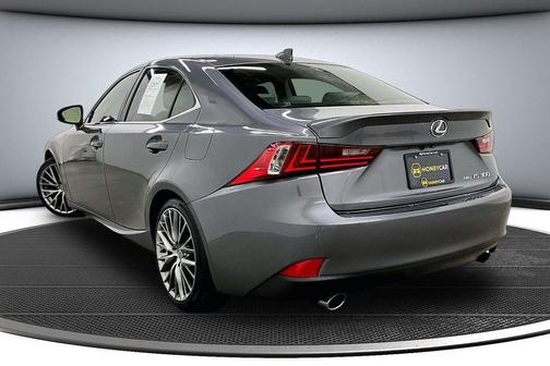 2016 Lexus IS 300 Base